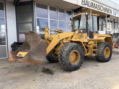 CAT 928 F