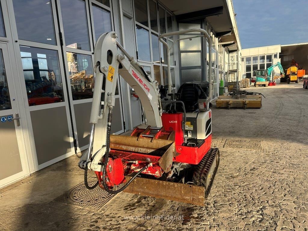 Takeuchi TB 210 R 2