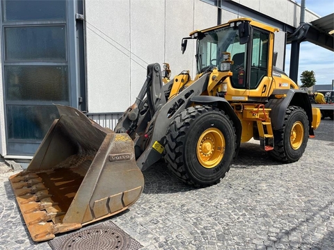 Volvo L 90 H + SW