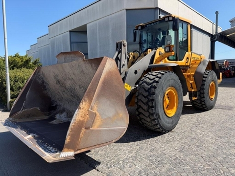 Volvo L 120 F