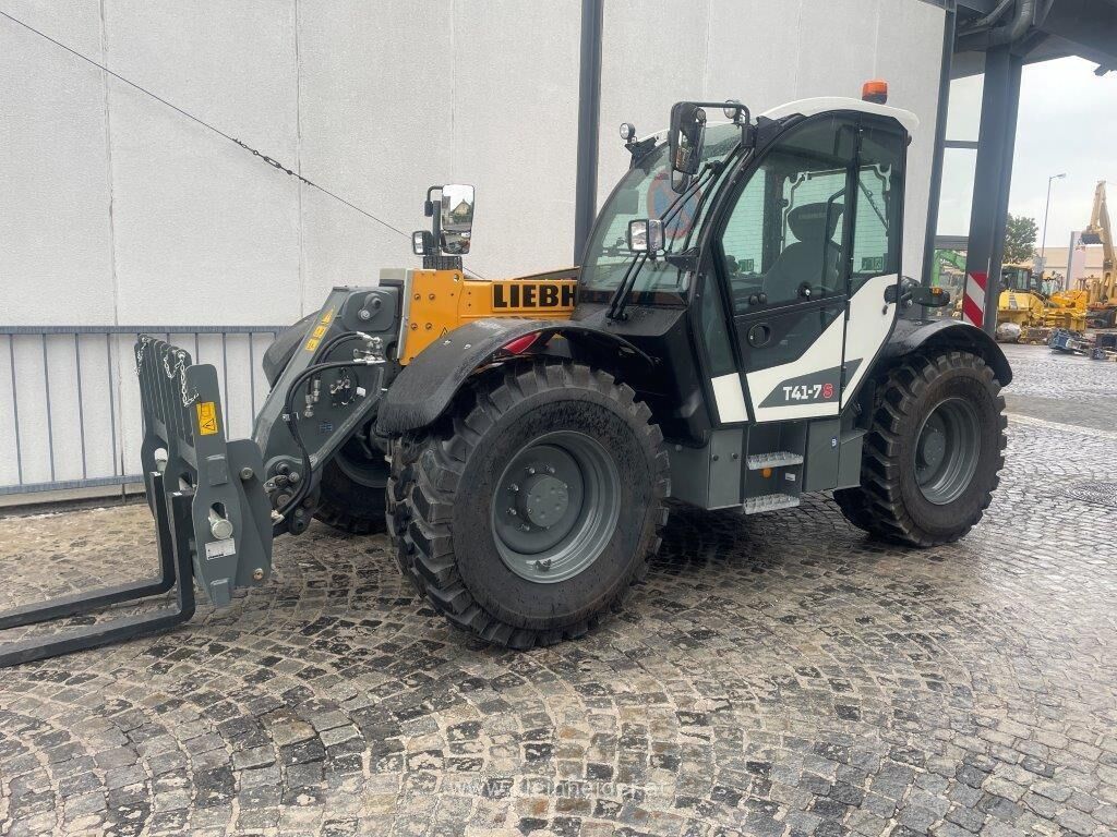 Liebherr T 41-7S 2