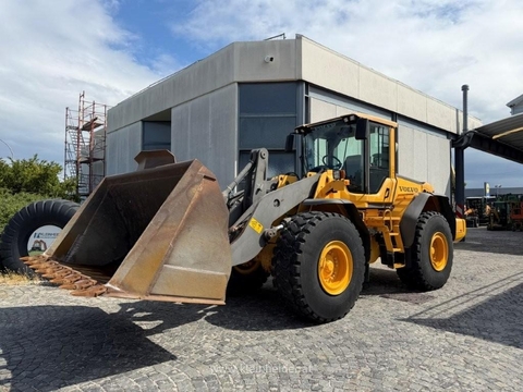Volvo L 120 F