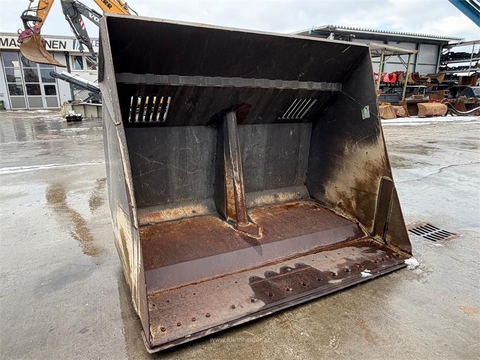 Sonstige Hochkippschaufel