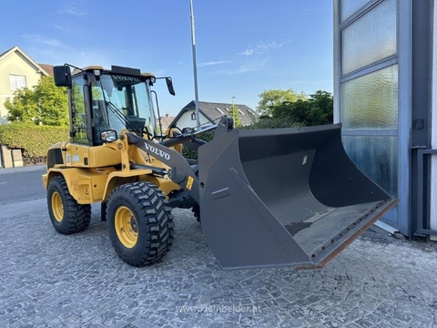 Volvo L 30 G speeder