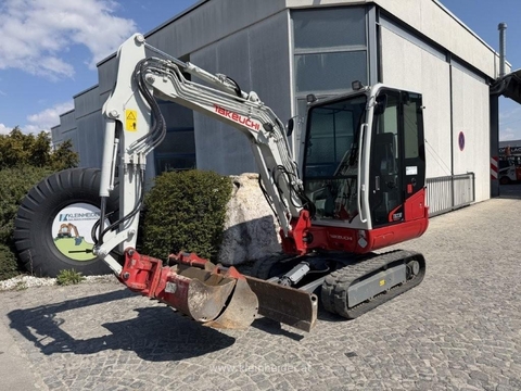 Takeuchi TB 230 Powertilt
