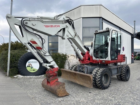 Takeuchi TB 295 W Powertilt
