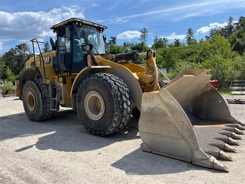 CAT 966 M