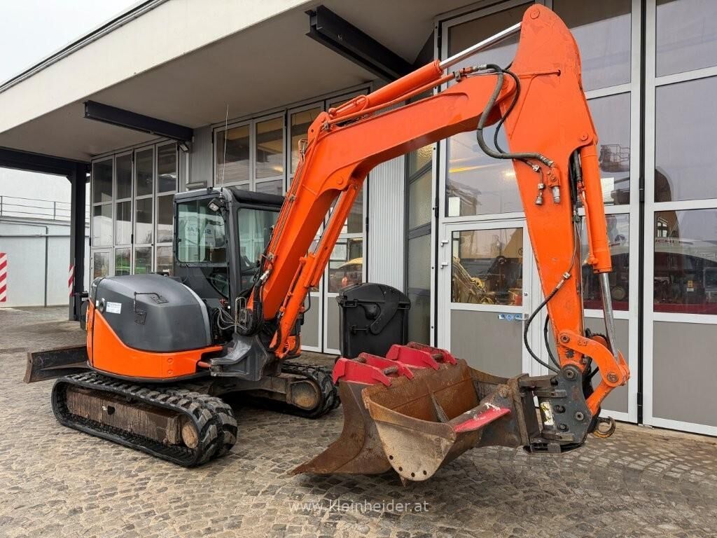 Hitachi ZX 60 USB-3 CLR 3