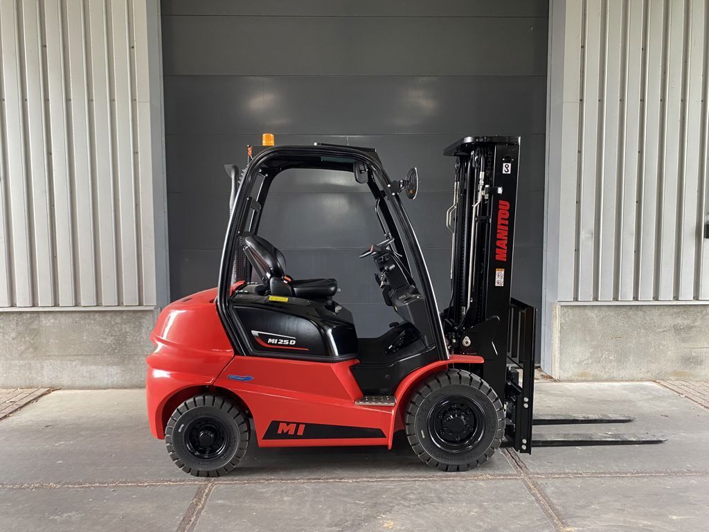 MI 25 DK ST5 S1 Heftruck 2