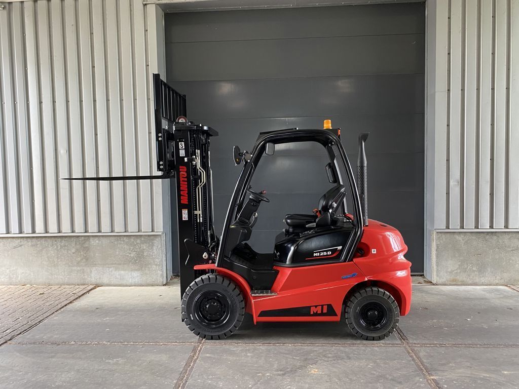 MI 25 DK ST5 S1 Heftruck 3