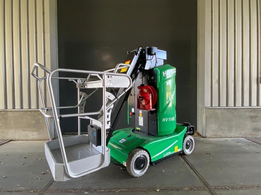 HV110 Mast hoogwerker 2