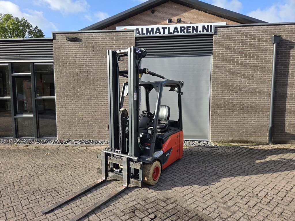 Linde E18-02 Heftruck 2
