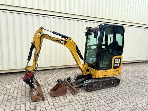 CAT 301.8 / 2091 BJ / 2.299 H/ 2 x Löffel/ MS01