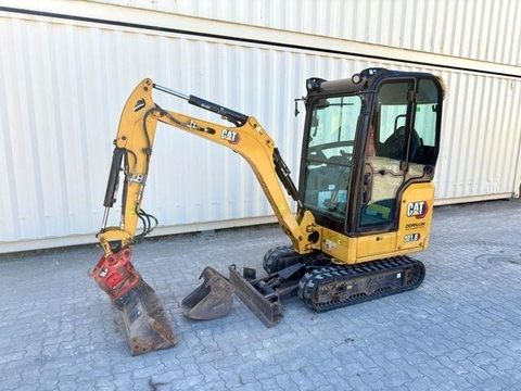 CAT 301.8 / 2021 BJ / 1.870 H/ 2 x Löffel/Powertilt
