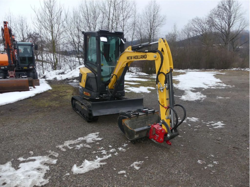 New Holland NEW HOLLAND - E25D - 2023 2