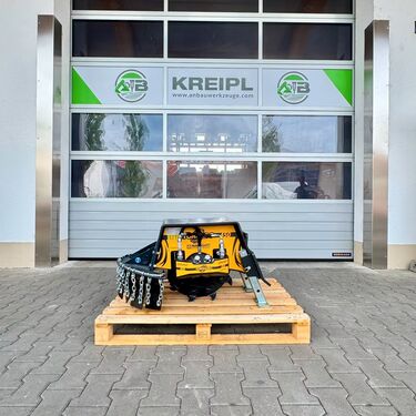 Malaguti Wurzelstockfräse für Bagger mieten