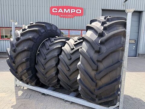 Trelleborg 710/70R42 & Mitas 600/70