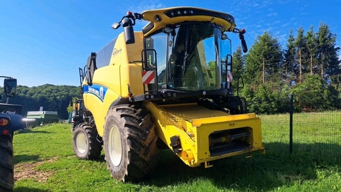 New Holland CX 7.90 SL