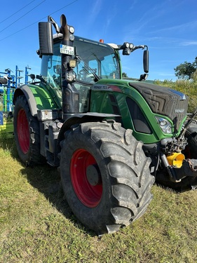 Fendt 718 Vario S4 ProfiPlus