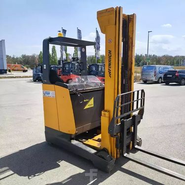 Jungheinrich Jungheinrich Schubmaststapler ETM 214