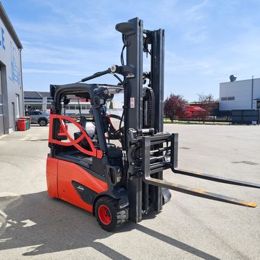 Linde Elektro 3 Rad E18L-02