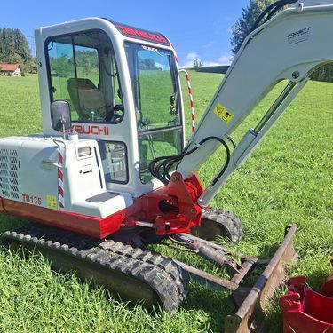 Takeuchi TB 135