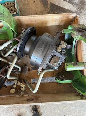Krone BiG X 650 Radmotoren Hinten