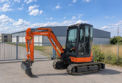 Hitachi ZX22U