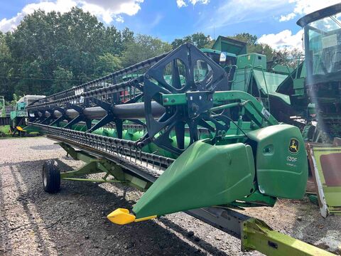 John Deere 630F