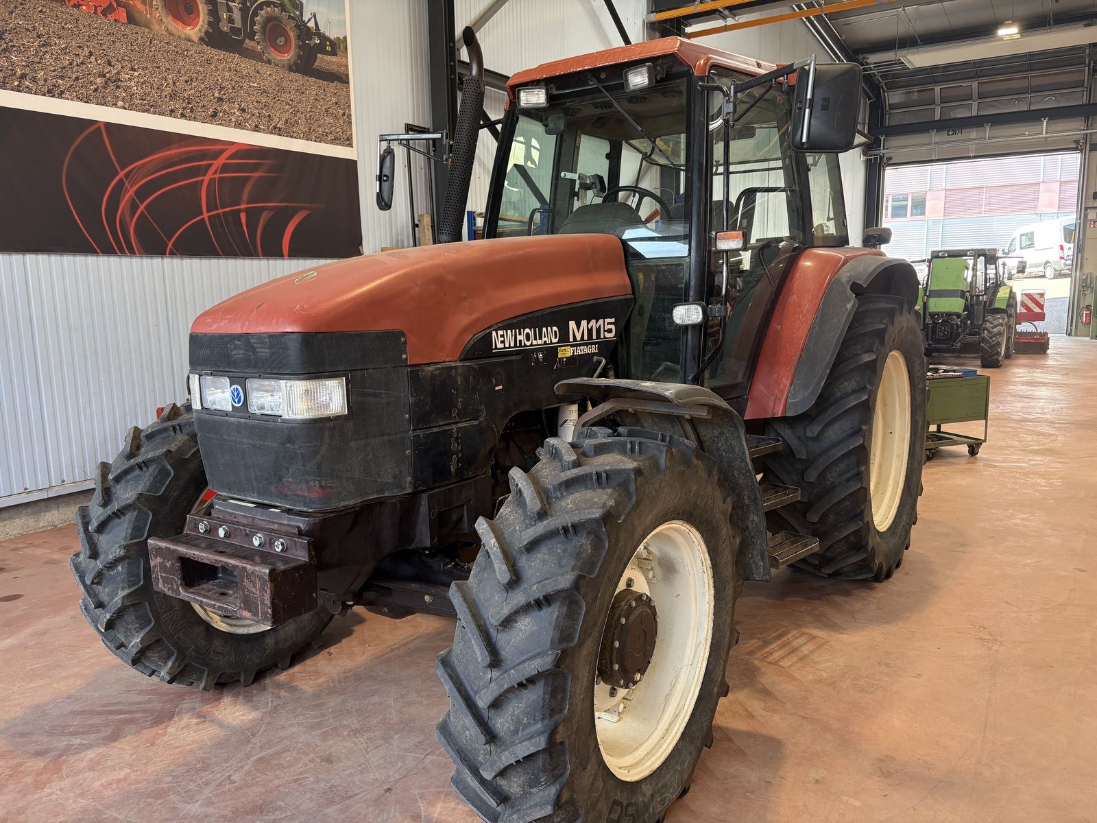 New Holland, M 115/8260