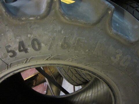 Continental 540/65R30 2