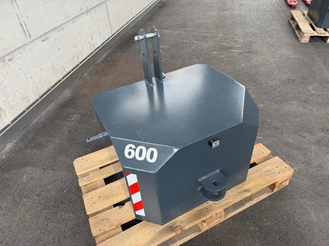 sonstige Frontgewicht 600kg
