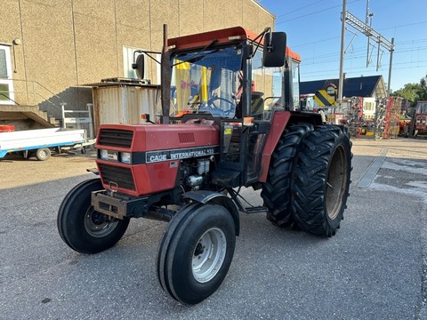 CASE-IH 633