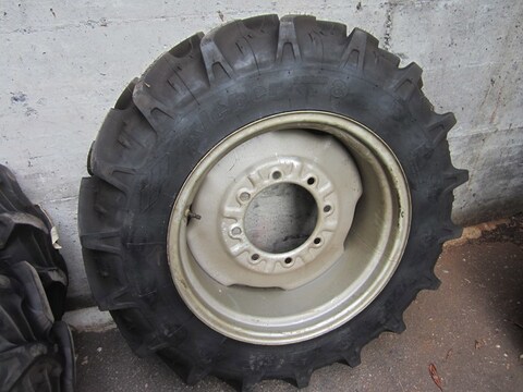 Sonstige 11.2R24 Kleber