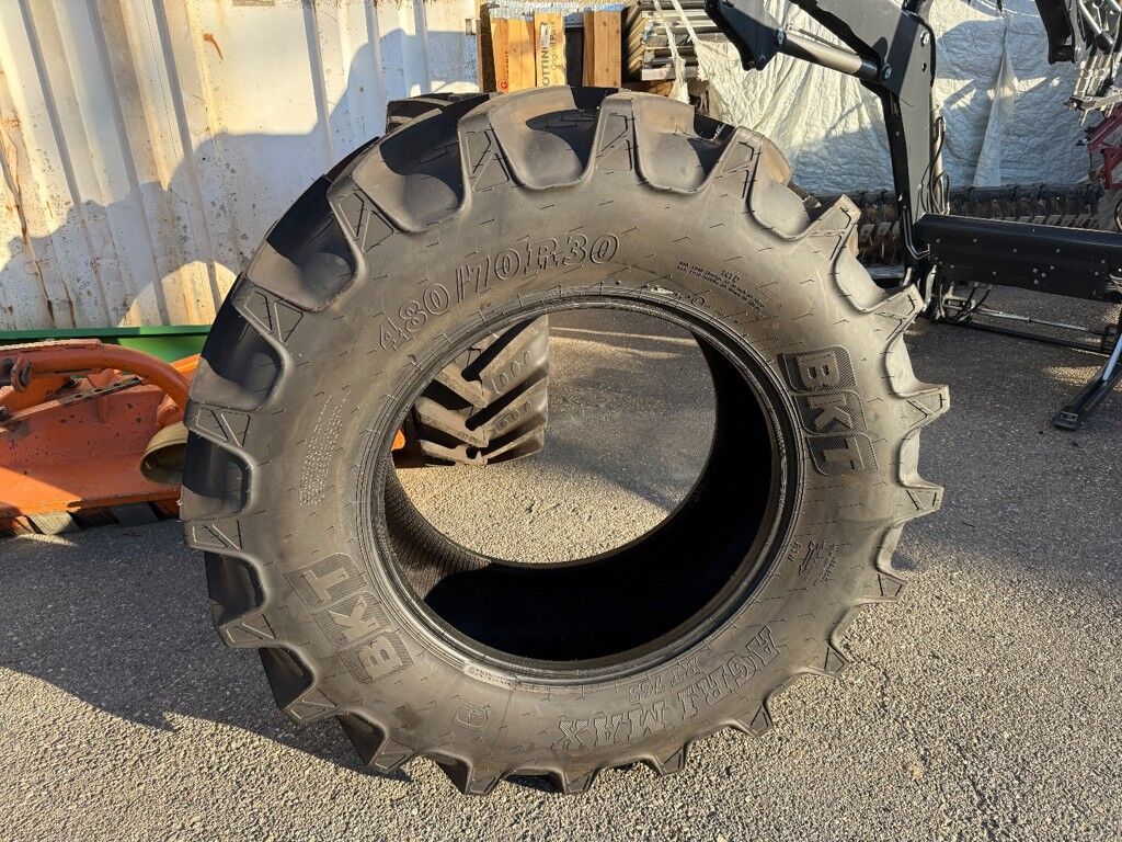 BKT 480/70R30 Agrimax 2