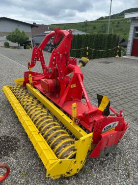 Pöttinger LION  301