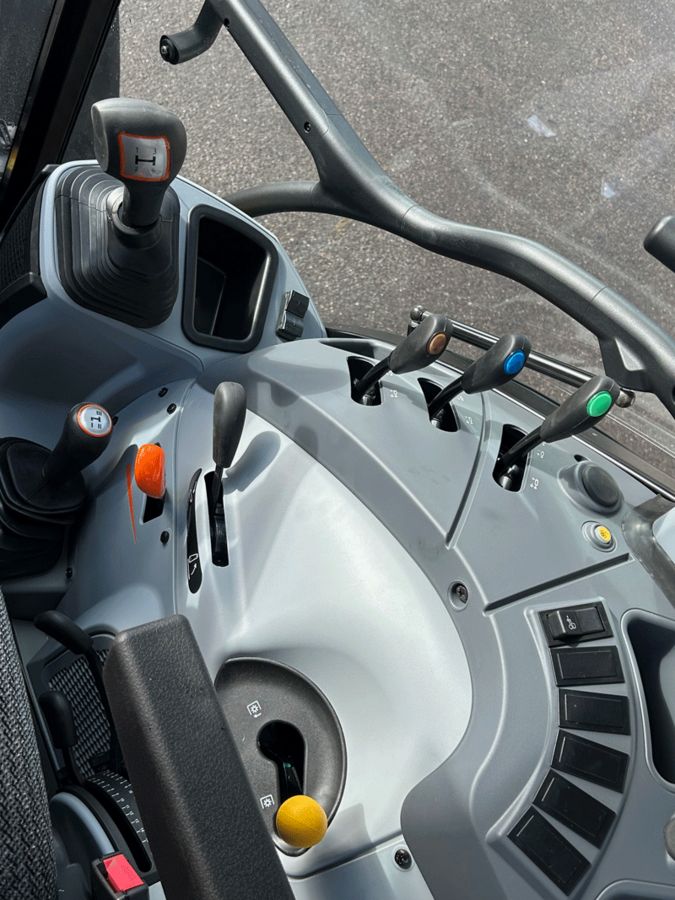 Steyr 4075 Kompakt 3