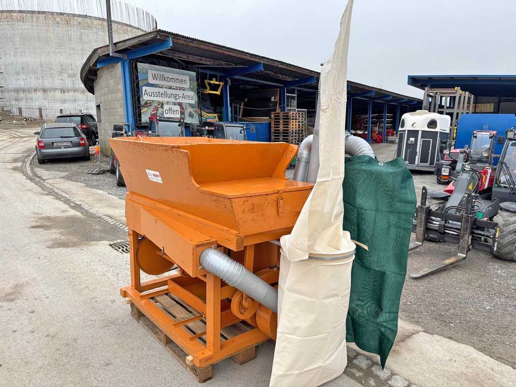 Lanker Heurüstmaschine Holzzinken 2