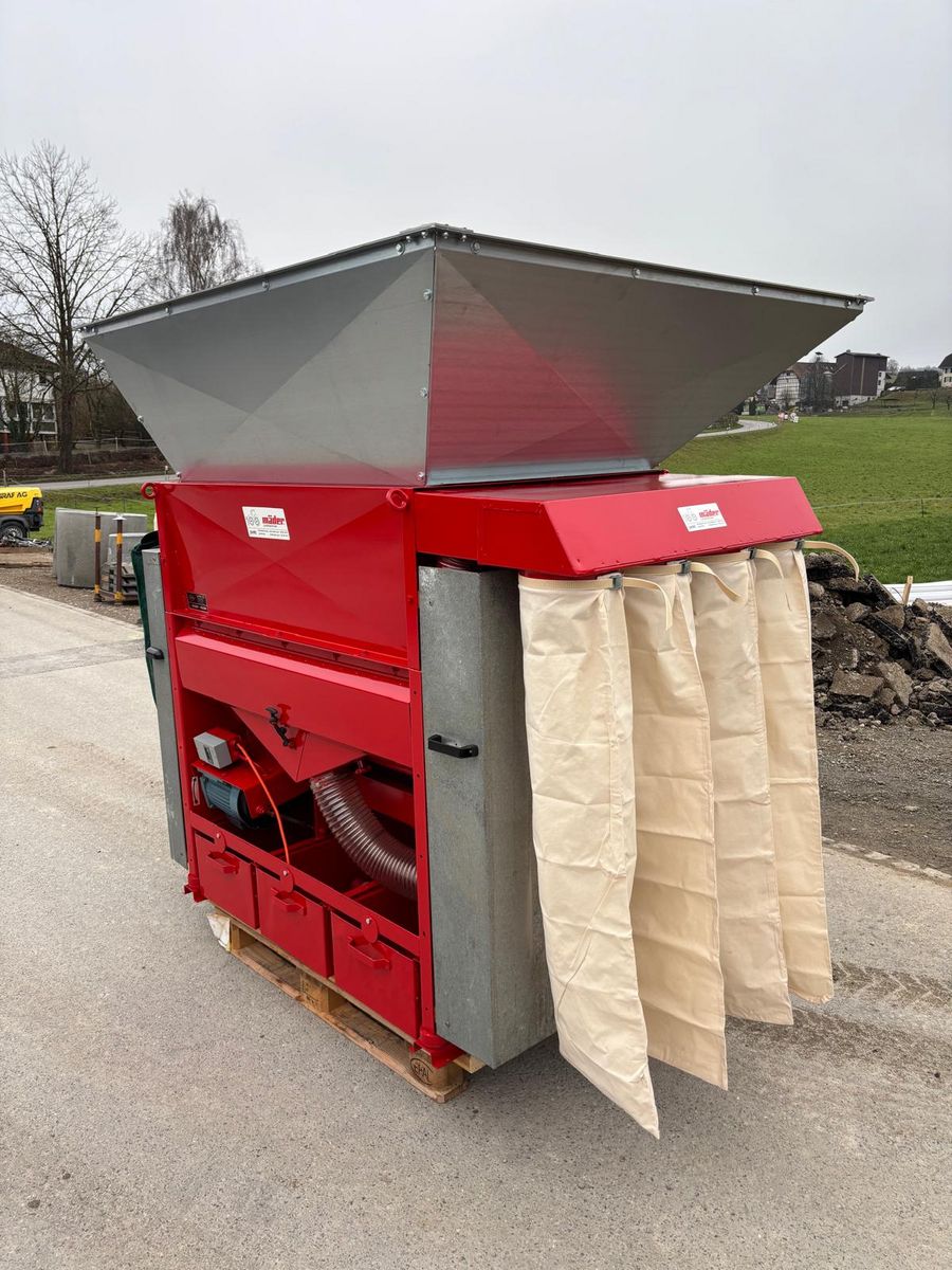 Lanker Heurüstmaschine Kranmodell 3