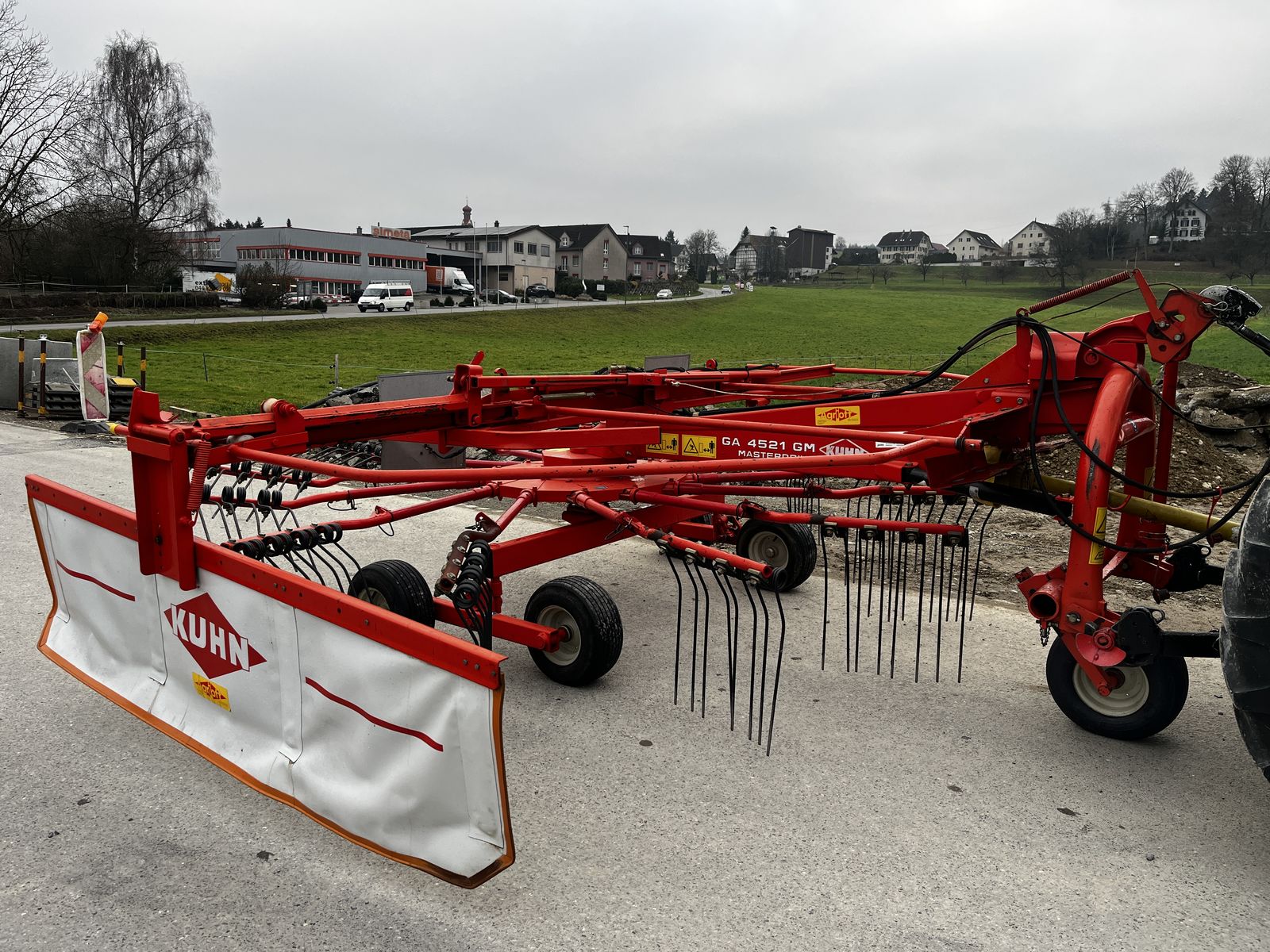 Kuhn Kreiselschwader GA 4521 GM 3