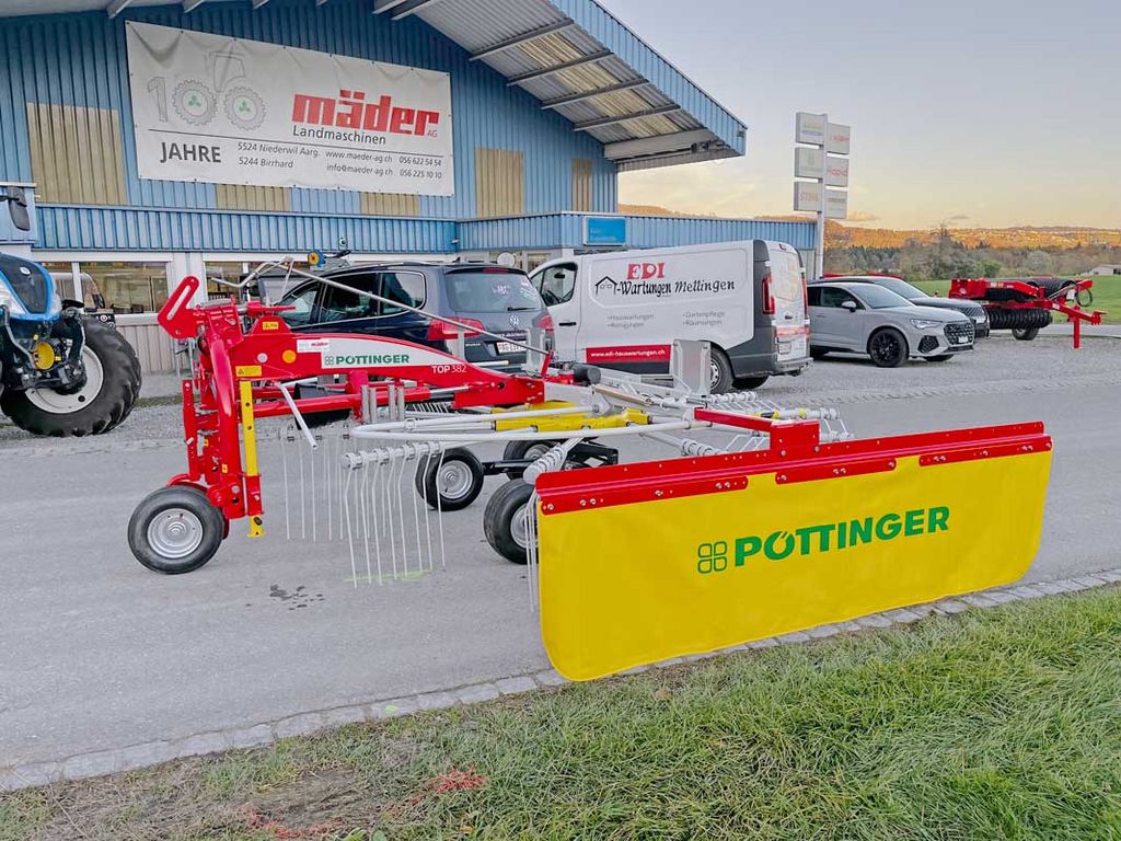 Pöttinger Kreiselschwader Top 382 1