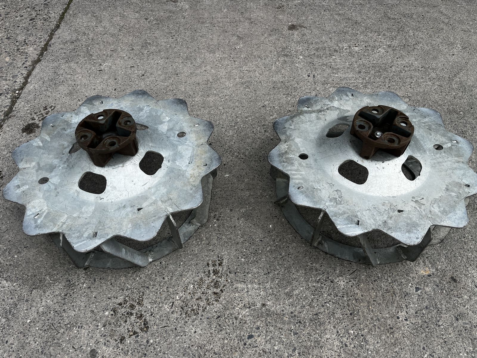 Rapid, Räder Gitterrad 4.00 - 10 Mondo 2