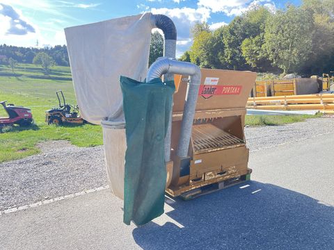 Lanker Heurüstmaschine Holzzinken