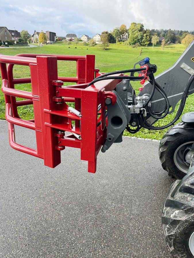 Düvelsdorf, Runballenzange, Rundballengabel 2