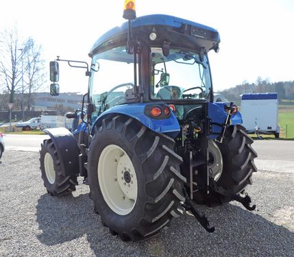 New Holland Traktor 4-Radantrieb T 4.75 S