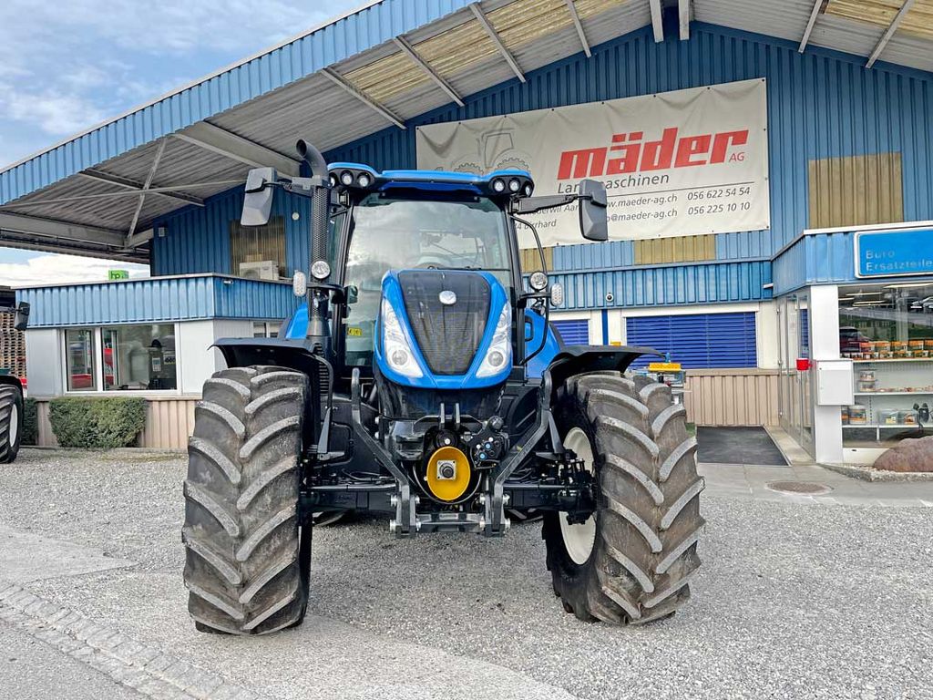 New Holland T6.180 Auto Command (Stage V) 2