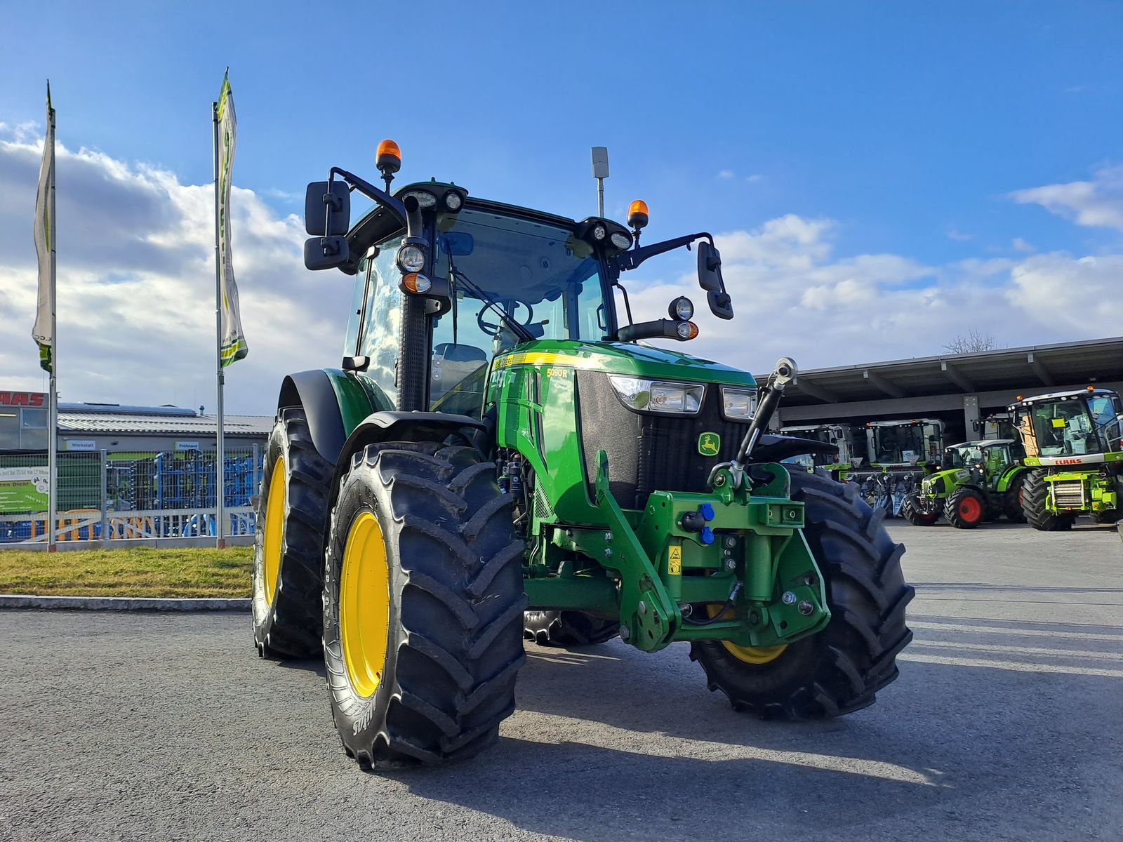 John Deere 5090R / LASTSCHALT (gebrauchter John DEERE 5R) 3