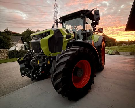 Claas Axion 8.290 CMATIC