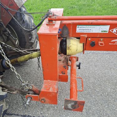 Kuhn GA 7301 - gebrauchter Mittelschwader