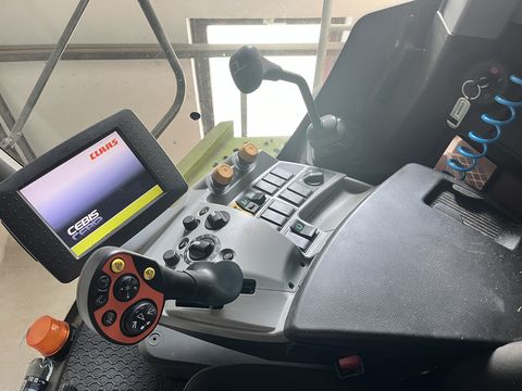Claas Tucano 560 + Vario 620